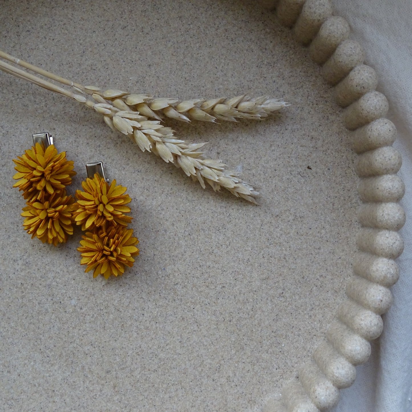 Alligator | Flora - oker