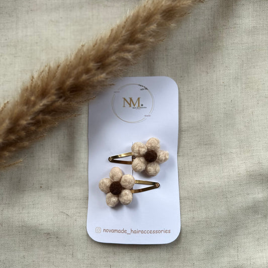 Klikklak - wollen vilt bloem beige