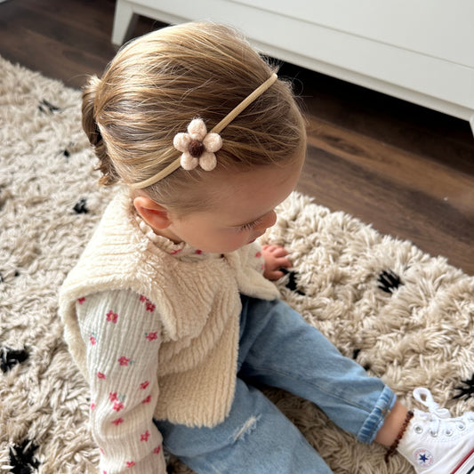 Haarband - wollen vilt bloem beige