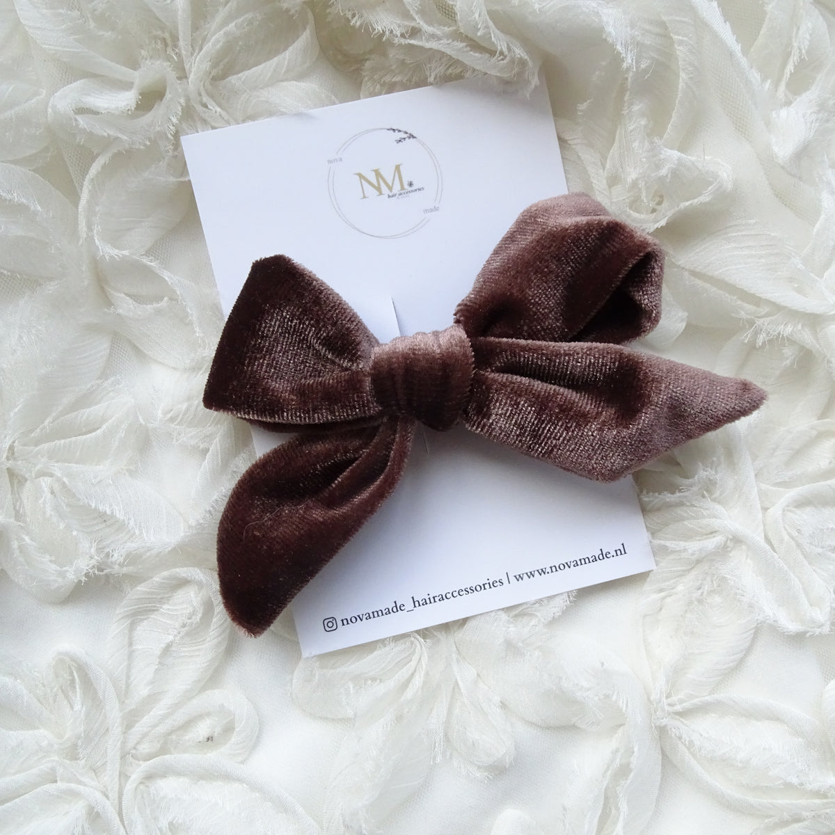 Alligator | bruine velvet strik