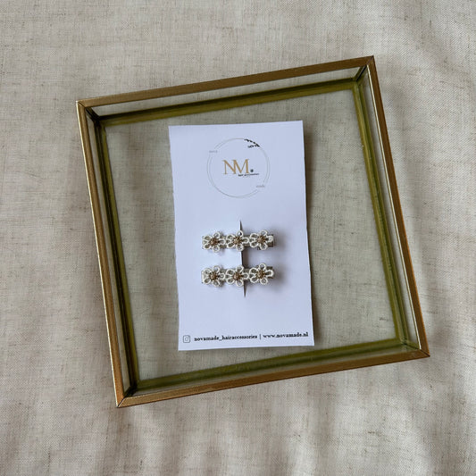 Zomer collectie ☀️ - white golden flower