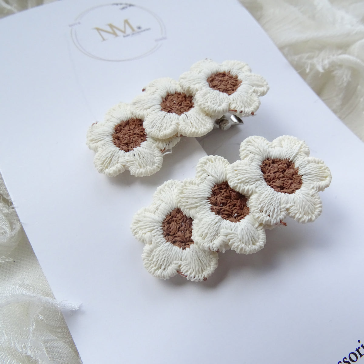 Alligator | witte kleine bloemetjes
