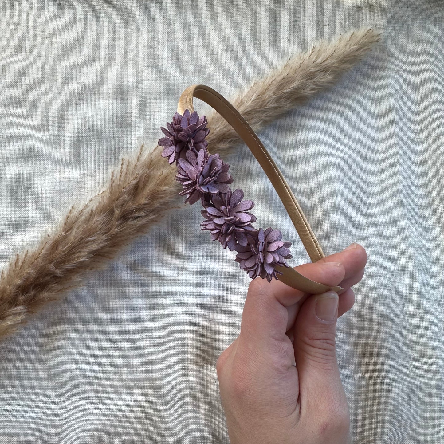 Diadeem | bloemen paars