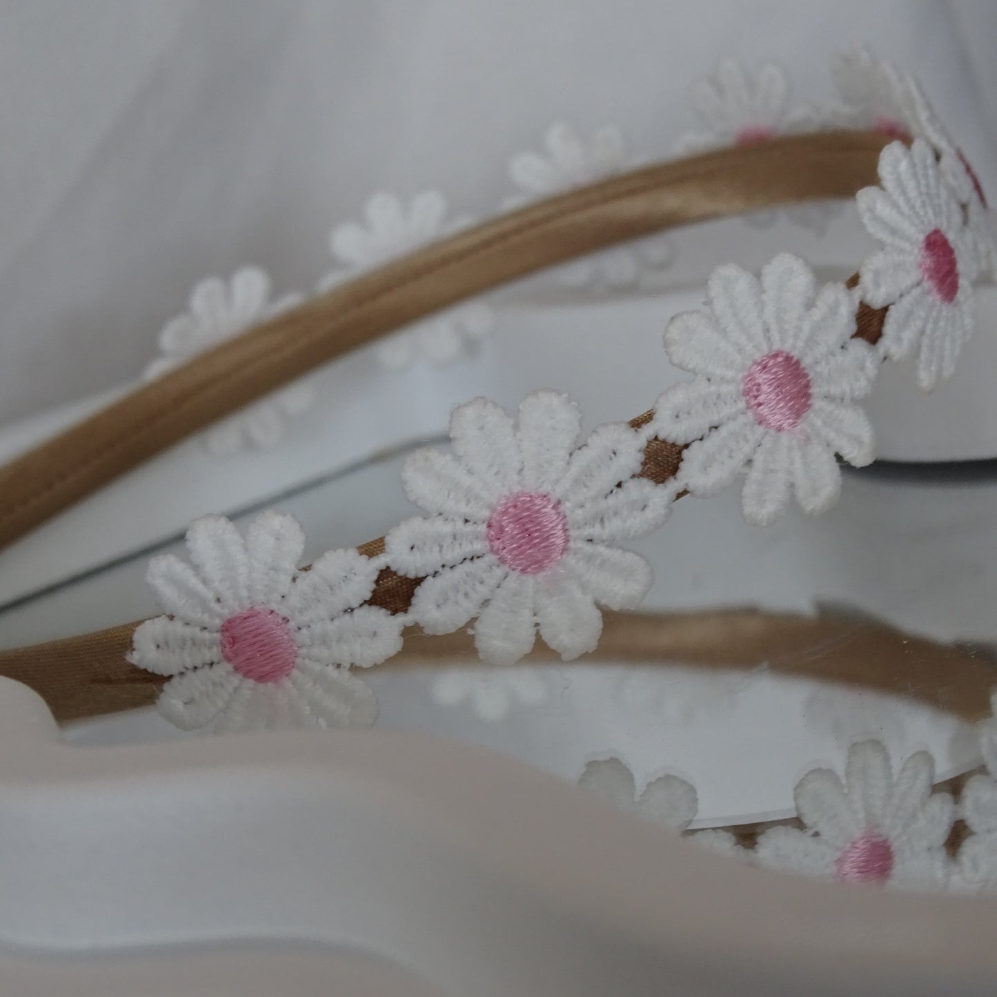 Diadeem | madelief pink love