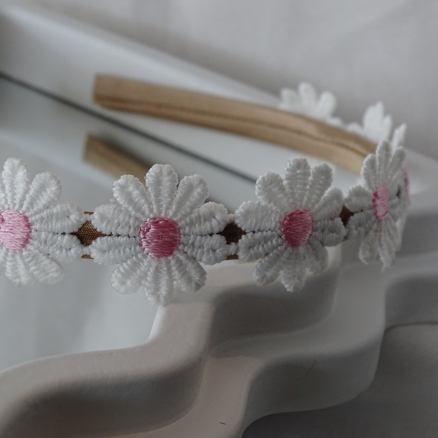 Diadeem | madelief pink love