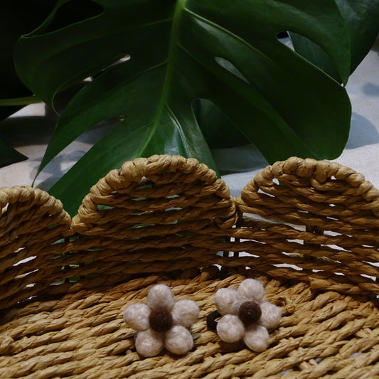 Elastiek | klein - zachte pluim bloem bruin beige