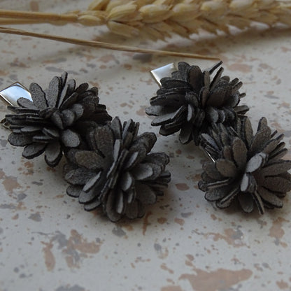 Alligator | Flora - grijs