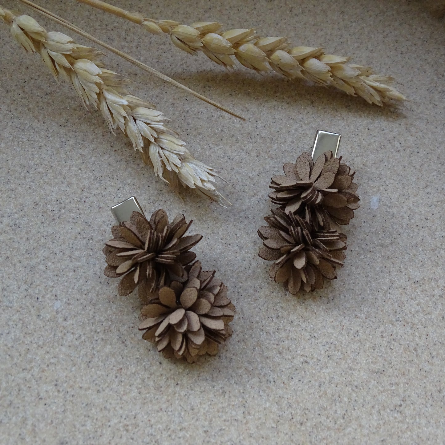 Alligator | Flora - bruin