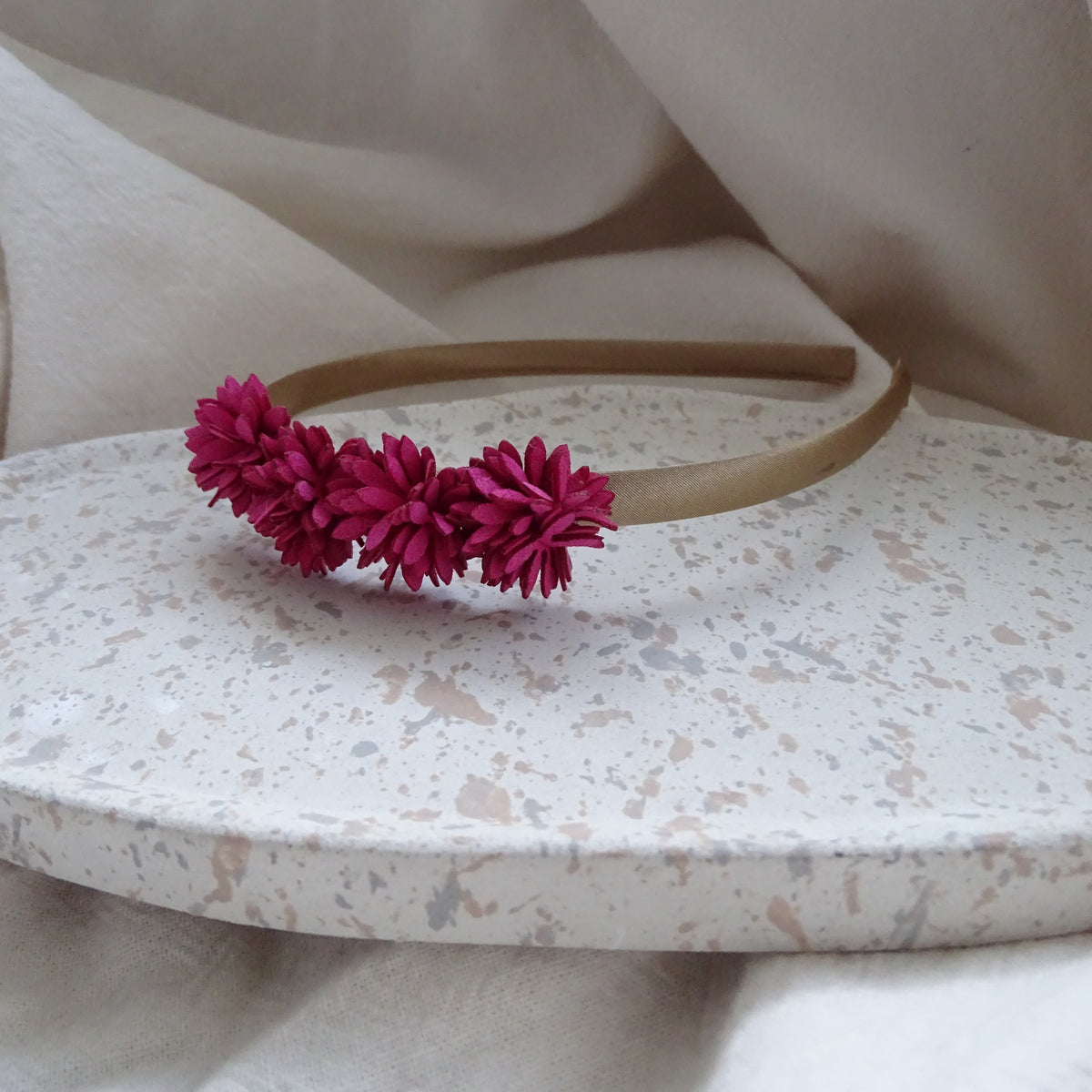 Diadeem | bloemen magenta