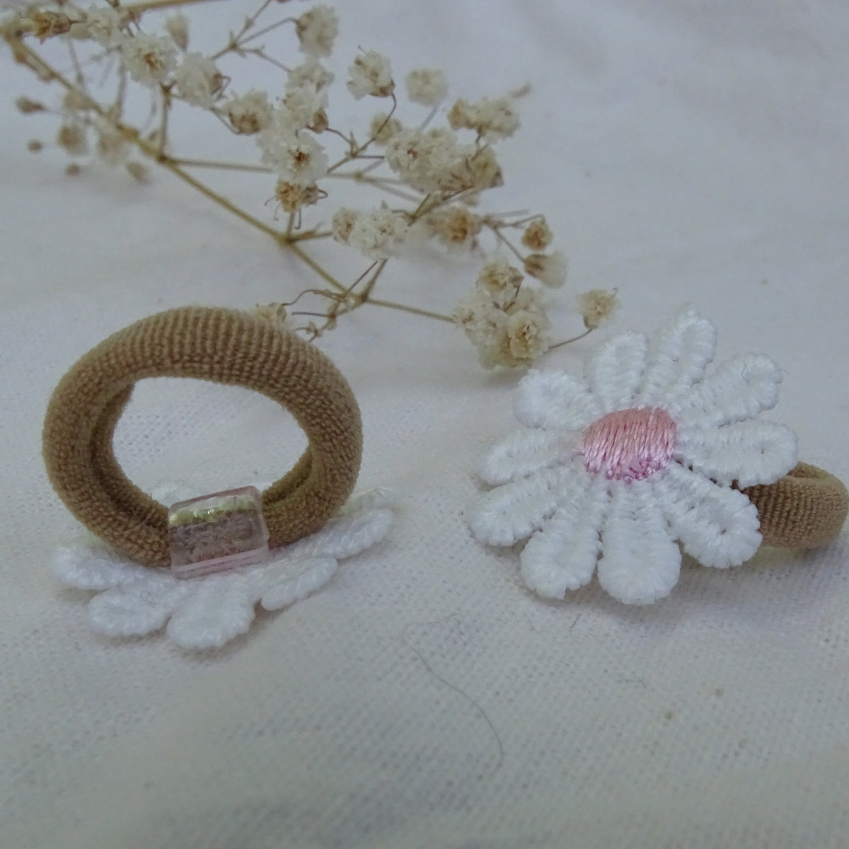 Elastiek | madelief - wit met roze