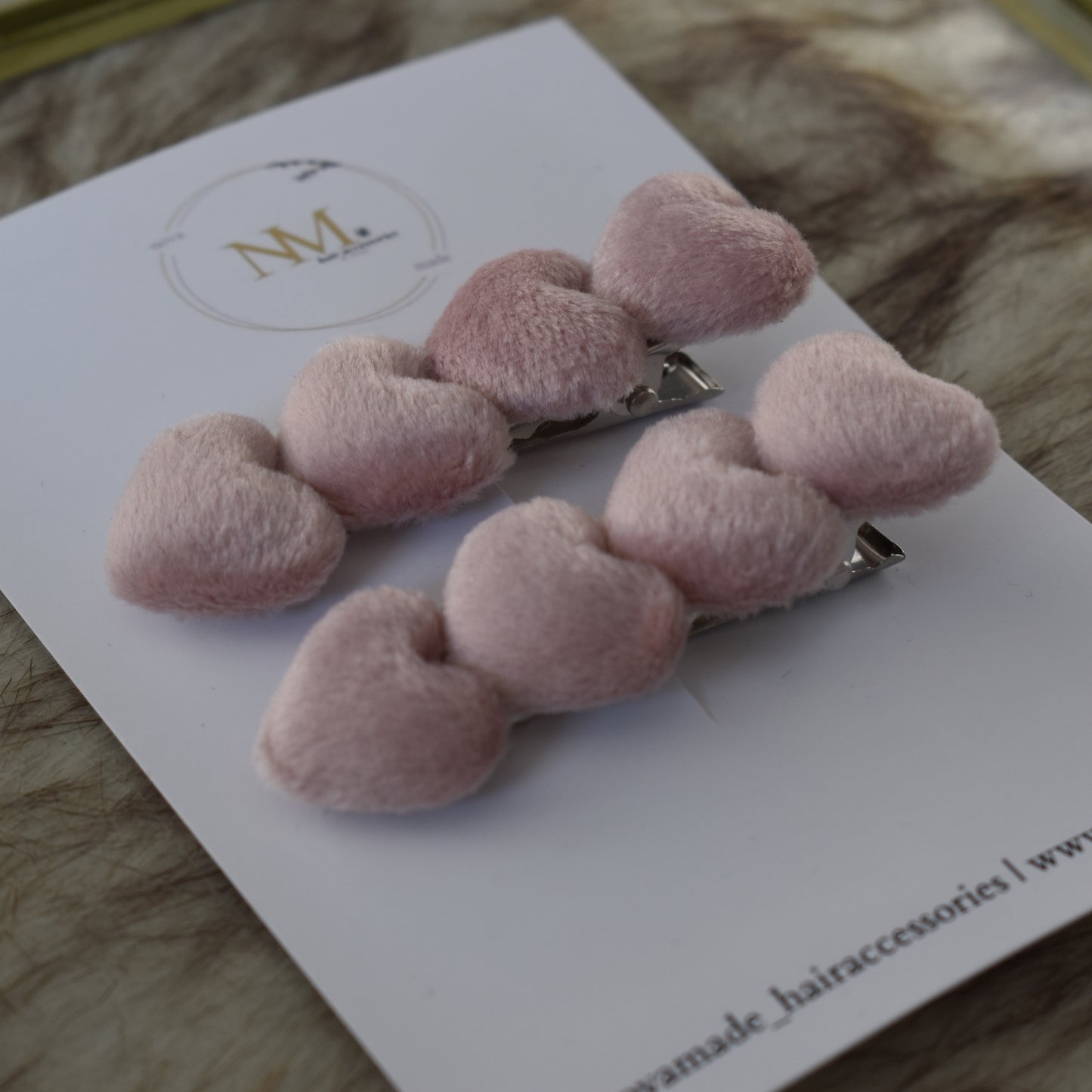Lovely Wedding | velvet light pink hearts