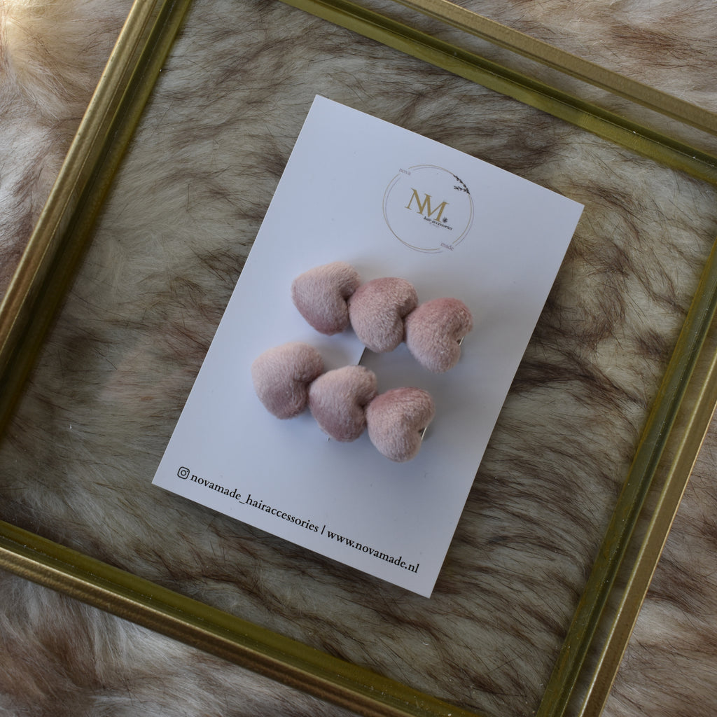 Alligator | velvet light pink hearts